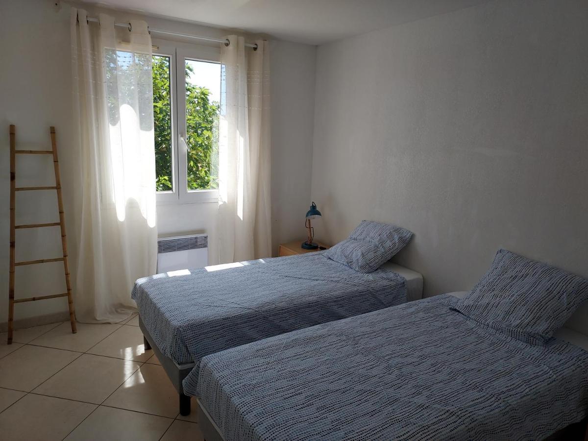 Holiday home Charmante Maison Avec Garage, Acces Direct A La
