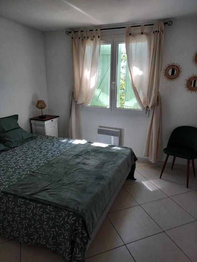 Charmante Maison Avec Garage, Acces Direct A La *